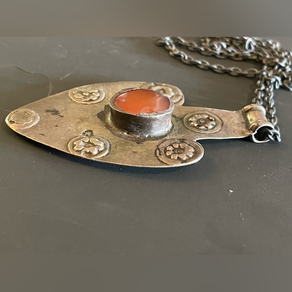 Impressive TURKMEN ANTIQUE TRIBAL ASYK SILVER PENDANT Carnelian Stone (OBO!) 🤗 - Picture 15 of 16